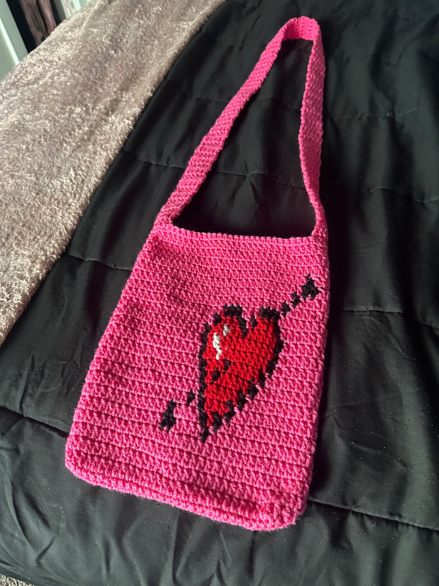 Broken hearted crochet bag