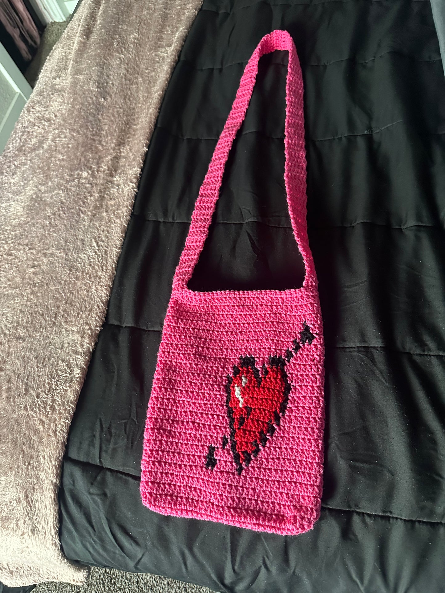 Broken hearted crochet bag