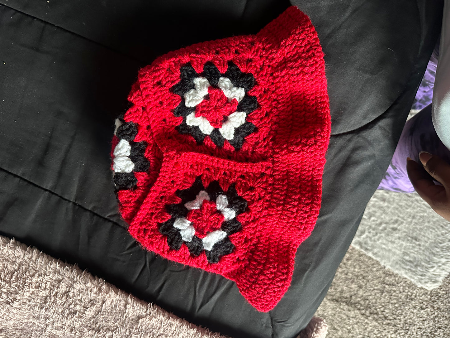 Red Rose bucket hat